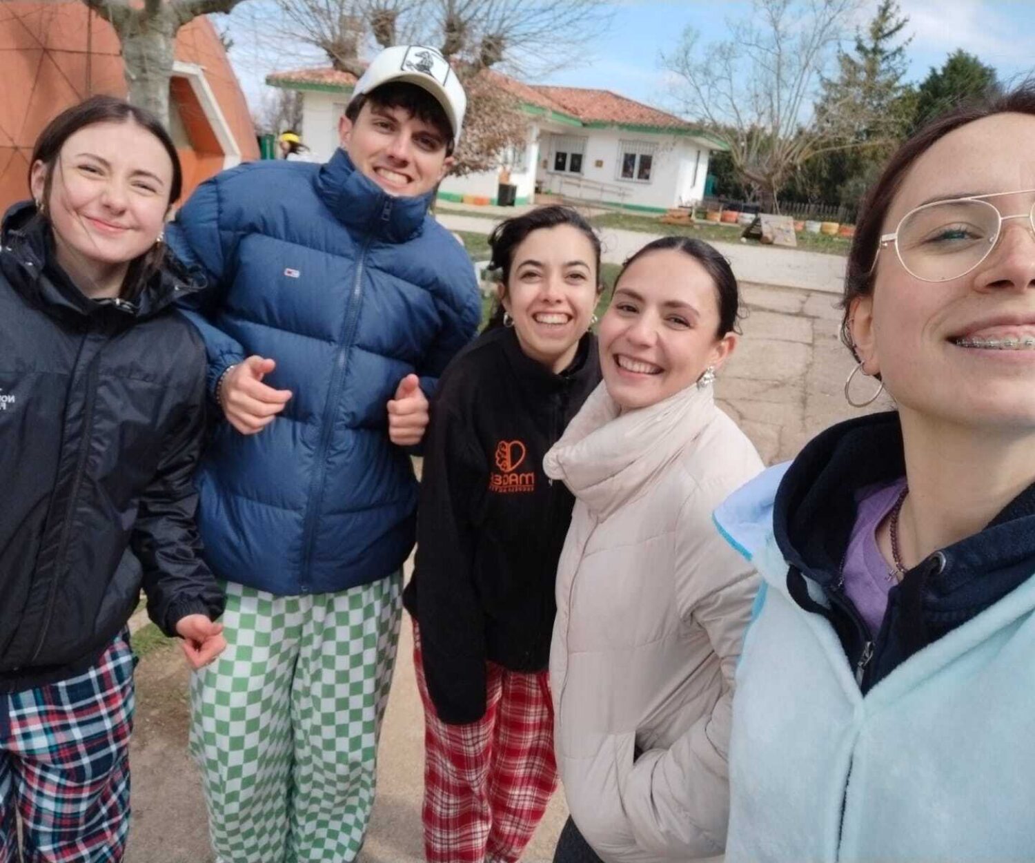 anya voluntariado CES